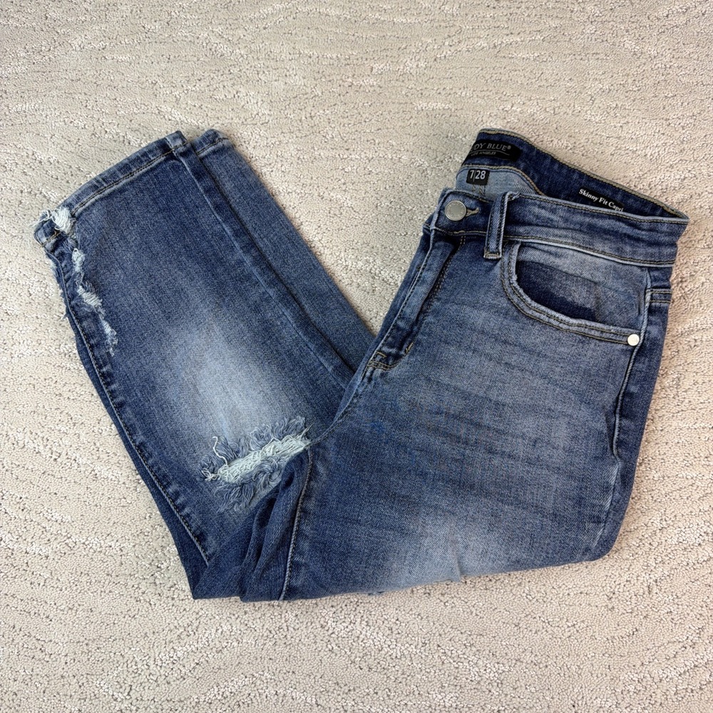 Women's Judy Blue 7/28 Skinny Fit Capri‎ Distressed Tummy Control